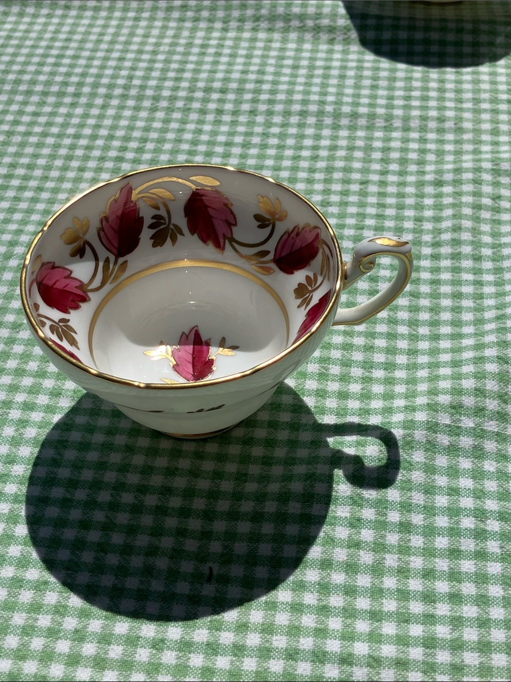 EB Foley gold trimmed bone china tea cup made in England V2570 purple